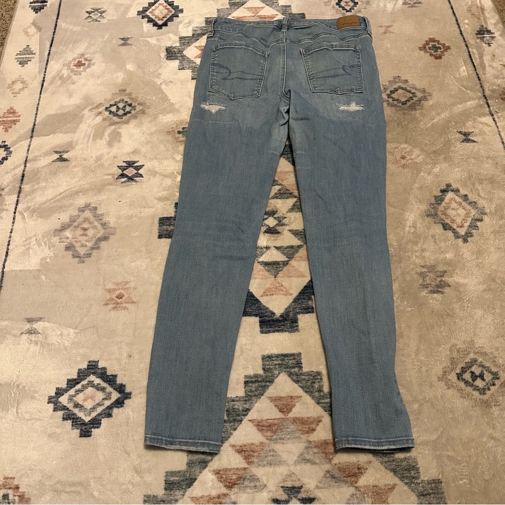 American Eagle Women's Distressed Blue Jeans Hi Rise Jegging sz 10 - Picture 5 of 8